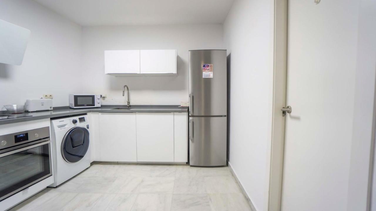 Rentalsevilla Espacioso Duplex En La Puerta Real Seville Exterior photo