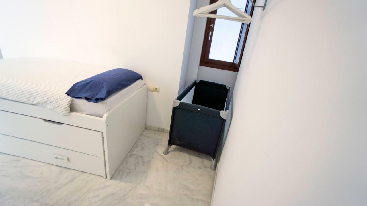Rentalsevilla Espacioso Duplex En La Puerta Real Seville Exterior photo