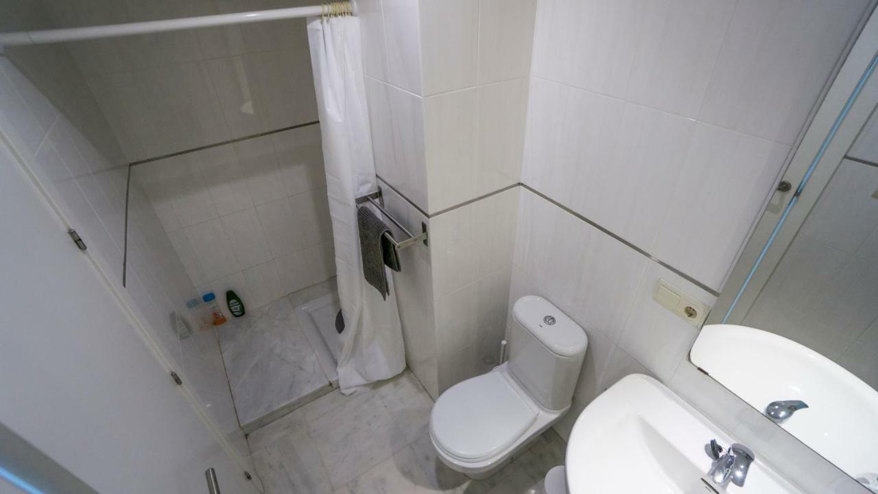 Rentalsevilla Espacioso Duplex En La Puerta Real Seville Exterior photo